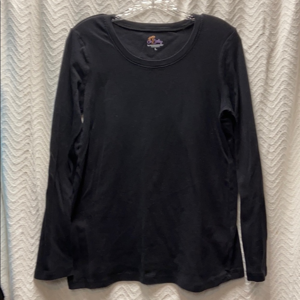 Oh Baby by Motherhood black long sleeved Large top